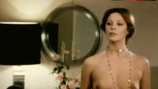 10. Maria Luisa San Jose Topless Scene – L' Amante Tutta Da Scoprire