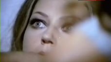 1. Rosanna Yanni Lesbi Scene – La Volpe Dalla Coda Di Velluto