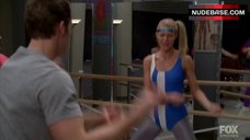 1. Gwyneth Paltrow Sexy in Aerobic Bodysuit – Glee