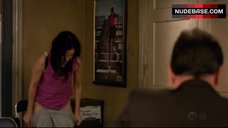 7. Mary-Louise Parker Shows Lingerie – Weeds