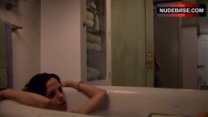 1. Mary-Louise Parker Nude in Hot Tub – Weeds