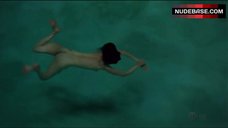 Mary-Louise Parker Swims Full Naked – Weeds