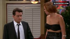 8. Lindsay Lohan in Strapless Bra – Anger Management