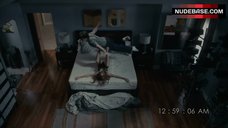 2. Lindsay Lohan Acrobatic in Bed – Scary Movie