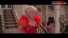 4. Dolly Parton Cleavage – The Best Little Whorehouse In Texas