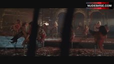 2. Fergie Intimate Scene – Nine