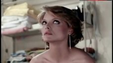 1. Michelle Pfeiffer Ass Scene – Into The Night