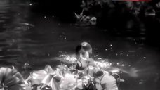 10. Jane Wyatt Nude in Lake – Lost Horizon