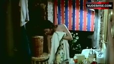 5. Carolyn Marz Nude after Shower – The Driller Killer