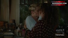7. Teri Polo Lesbian Kiss – The Fosters