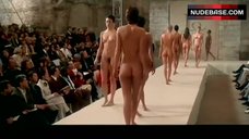 8. Eve Salvail Full Naked on Fashion Shows – Ready To Wear