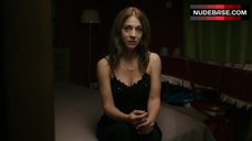 1. Ulrike C. Tscharre Tits Scene – Tatort