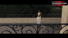 4. Zoe Saldana Exposed Ass – Nina