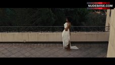 6. Zoe Saldana Exposed Ass – Nina