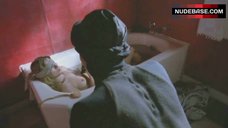 5. Natasha Richardson Nude in Bathtub – Patty Hearst