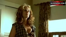 8. Julia Roberts Cleavage in Bra – Erin Brockovich