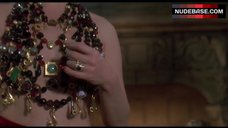 10. Isabella Rossellini Hot Scene – Death Becomes Her