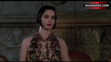 Isabella Rossellini Hot Scene – Death Becomes Her