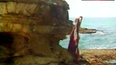 10. Greta Scacchi Nude on Beach – La Donna Della Luna