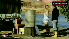 9. Misa Jono Bathing in Oil Drum – Nurunuru Kankan