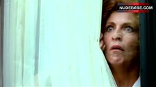 5. Uma Thurman Upskirt – Where The Heart Is