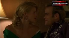 1. Ali Larter Having Sex – Crazy