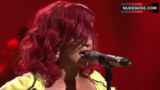 6. Hot Rihanna on Stage – Saturday Night Live