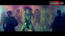 7. Rihanna Hot Dancing – Where Have You Been
