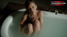 8. Rihanna in Bathtub – Stay
