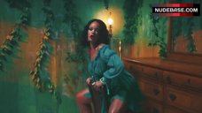 1. Rihanna Breasts Flash – Wild Thoughts