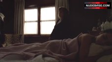 8. Alice Braga Topless – Cabeca A Premio