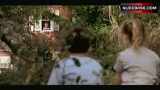 8. Sarah Trigger Nude Tits Through Window – Paradise