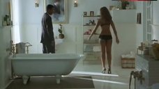 6. Kerry Washington in Hot Bra and Panties – I Think I Love My Wife