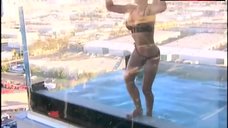 3. Kendra Wilkinson Shows Pokies and Ass – The Girls Next Door