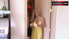 1. Kendra Wilkinson Shows One Tit – Kendra