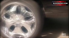 9. Kendra Wilkinson Hot Car Washer – Kendra On Top