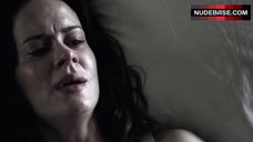 2. Sarah Paulson Hot Scene – American Horror Story