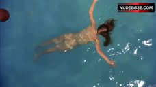 Lori Singer Nude in Swimpool – Short Cuts