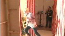 6. Anna Nicole Smith Hot Scene – The Anna Nicole Show