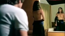 4. Sandra Brea Shows Nude Tits – Amada Amante