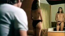 6. Sandra Brea Shows Nude Tits – Amada Amante