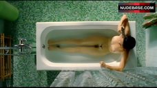 6. Ana De La Reguera Naked in Bathtub – Asi Del Precipicio