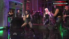 4. Ciara Sexy Dancing – Saturday Night Live