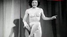 2. Illona Dance in Mini-Bikini – Ding Dong Night At The Moulin Rouge