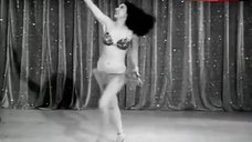 8. Zabuda Sexy Dancing – Merry Maids Of The Gay Way