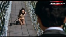 5. Izumi Shima Topless Scene – Dan Oniroku Hebi No Ana