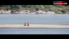 8. Sexy Zofia Wichlacz in One Piece Swimsuit – Miasto 44