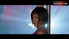 3. Jennifer Aniston Sexy Stripper – We'Re The Millers