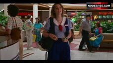Maya Hawke Bouncing Tits – Stranger Things