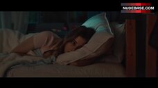 8. Pia Mia Lesbi Scene – After
